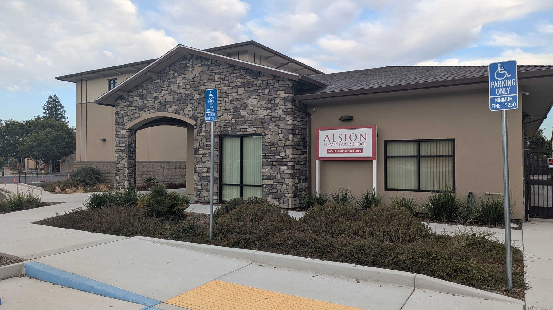 The Alsion Elementary campus building on Driscoll Road in Fremont